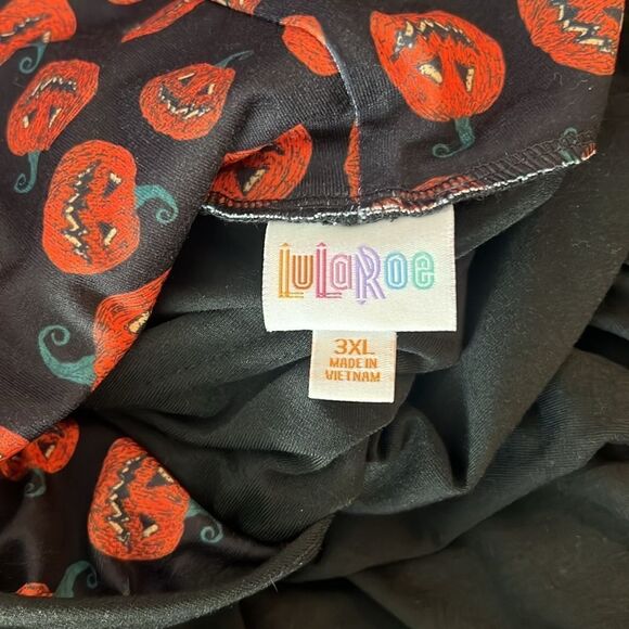Lularoe Amber Lightweight Hoodie, Halloween Jack o Lantern pumpkin hooded - Picture 5 of 10
